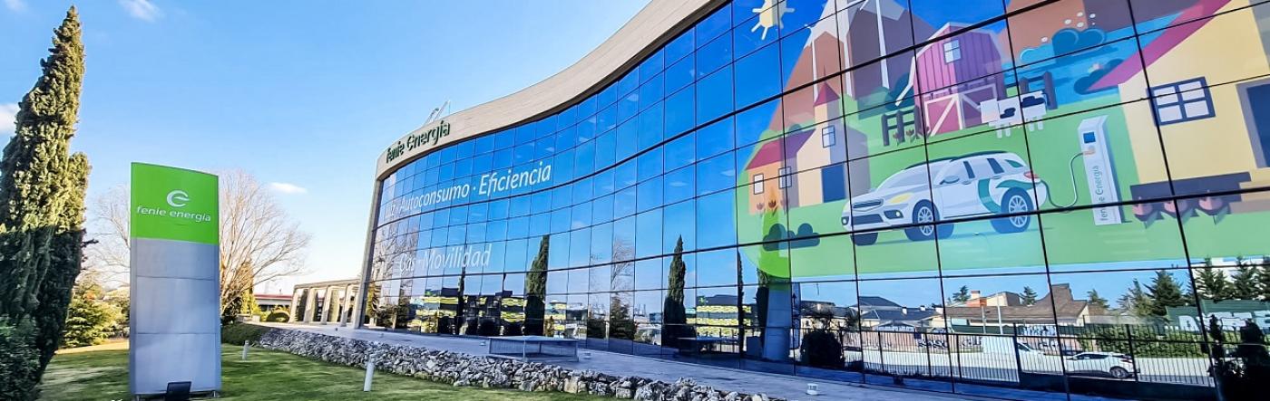 Fachada de Feníe Energía